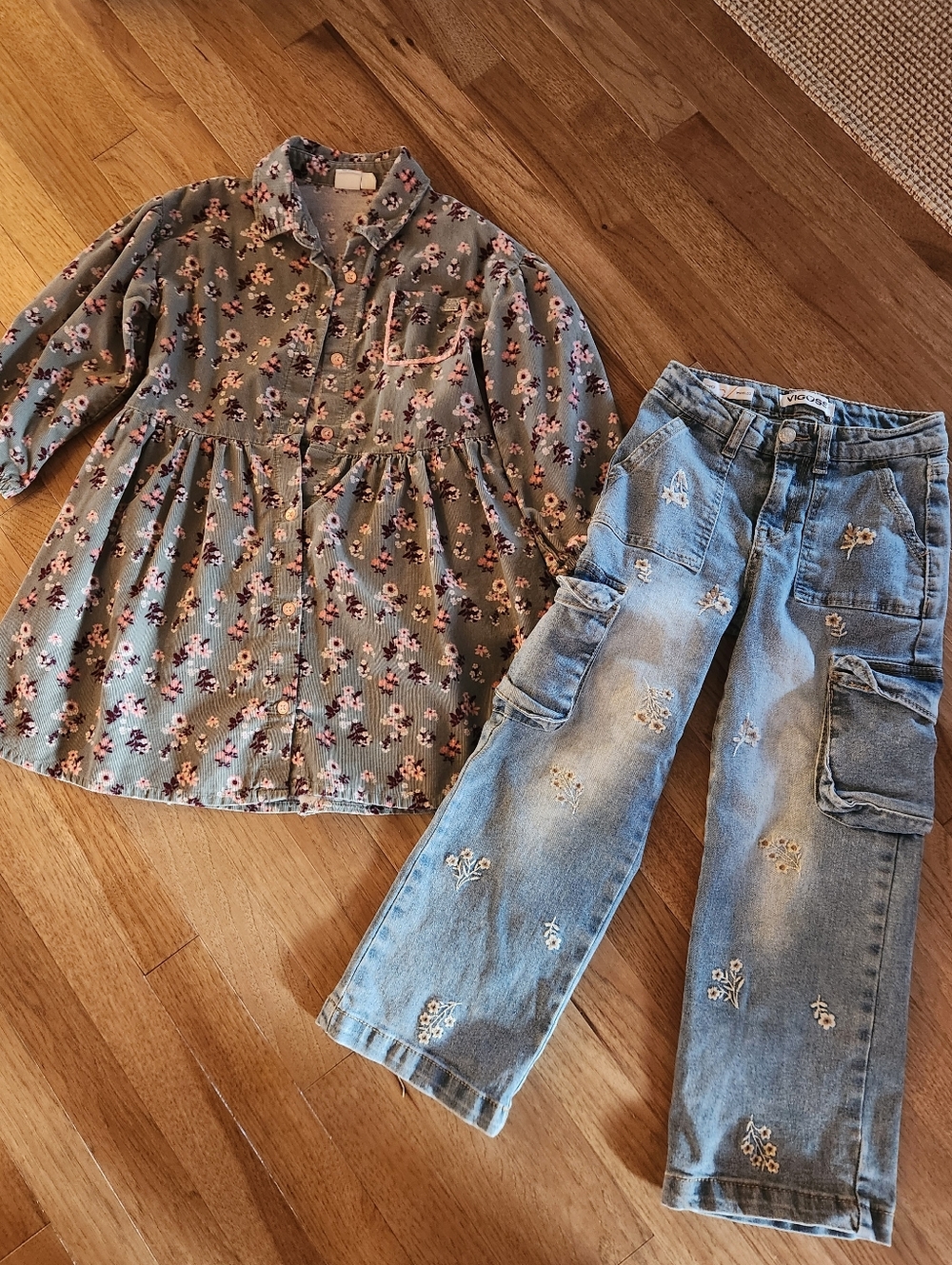 Adorable Sz 6 Lot